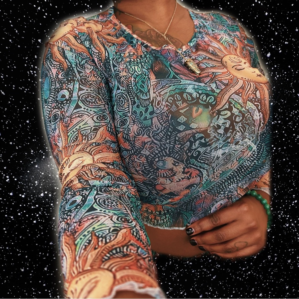 You are My Sunshine 🌞 Mesh lettuce trim long sleeve cropped top
